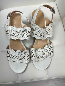 Francesca White Shoe Size 8.5 sandals