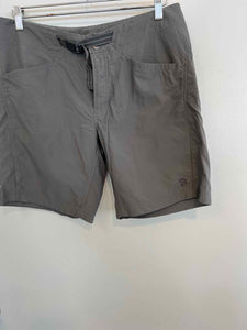 Mountain Hard Ware gray Size 10 shorts