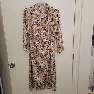 Loft tan/white/burgundy Size LP dress Share the Love Consignment Loft tan/white/burgundy Size LP dress Share the Love Consignment