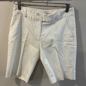 Axcess White Size 6 shorts