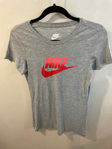 Nike heather gray Size M top