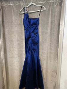 Xscape Blue Size 4 gown