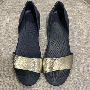 Crocs Navy Size 9 sandals