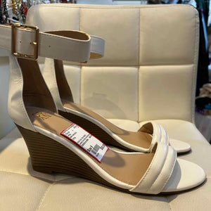 New York & Co White Shoe Size 9 wedge
