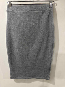 Forever 21 heather gray Size M skirt