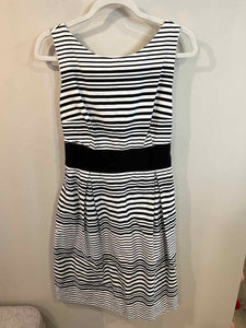 AGB white/black Size 14 dress