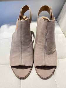 Franco Sarto taupe Shoe Size 9 peep toe