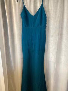 Lulus Teal Size M gown