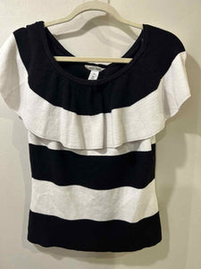 WHBM black/white Size XL sweater