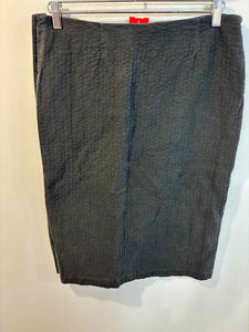Amadi Charcoal Size M skirt