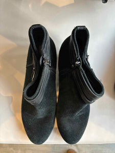 Clark's Black Shoe Size 8.5 booties