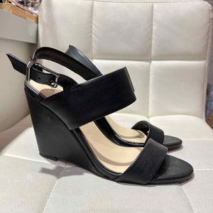 Jessica Simpson Black Shoe Size 7 sandals