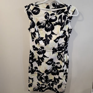 French Connection white/black/green Size 8 dress