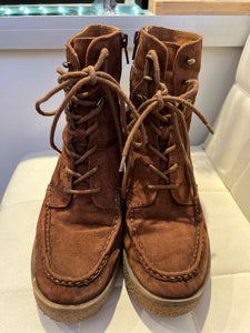 Zodiac brown Shoe Size 10 booties