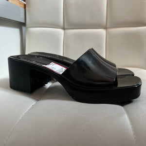 Steve Madden Black Shoe Size 6 sandals