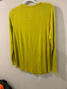 Apt 9 Chartreuse Size M top