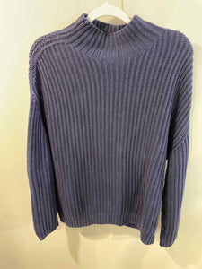 Gap Navy Size L sweater