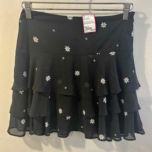 Urban Outfitters black/white Size S skirt
