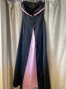 Da Vinci black/pink Size 10 gown
