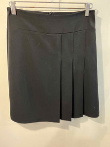 Donna Black Size 6 skirt