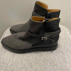 Nine West Charcoal Shoe Size 9 booties