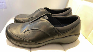 Merrell Black Shoe Size 8.5 slip-on