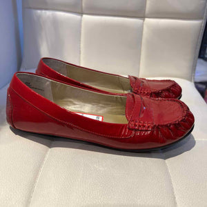 Me Too Red Shoe Size 6 loafer